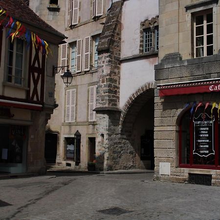 Le Boudoir D'Artiste Panzió Semur-en-Auxois Kültér fotó