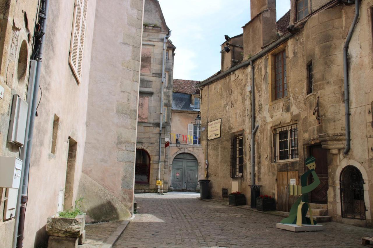 Le Boudoir D'Artiste Panzió Semur-en-Auxois Kültér fotó