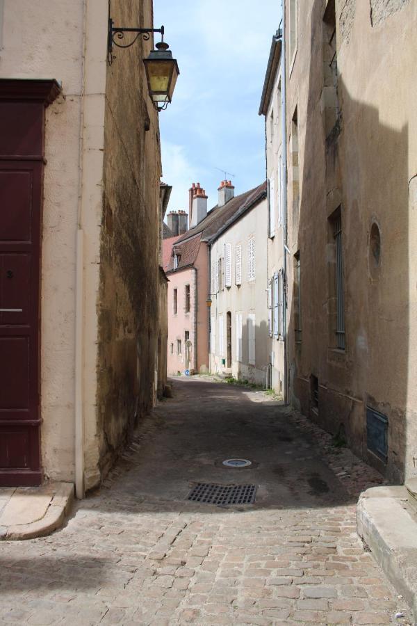 Le Boudoir D'Artiste Panzió Semur-en-Auxois Kültér fotó